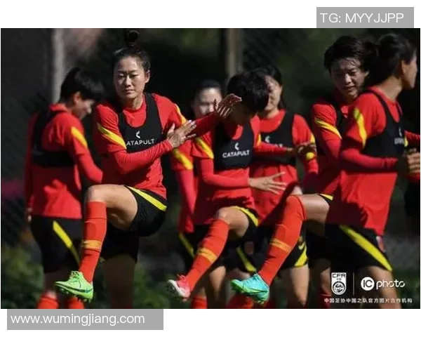 提升女足球员技能的全面教学方法与实践探索